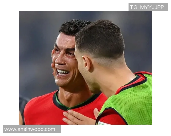 哪个足球明星在抖音上分享生活点滴引发粉丝热议和关注 哪个足球明星在抖音上分享生活点滴引发粉丝热议和关注