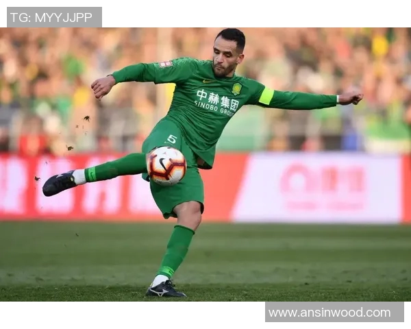 夏季足球明星时尚穿搭大揭秘清凉又有型的夏日造型分享 夏季足球明星时尚穿搭大揭秘清凉又有型的夏日造型分享