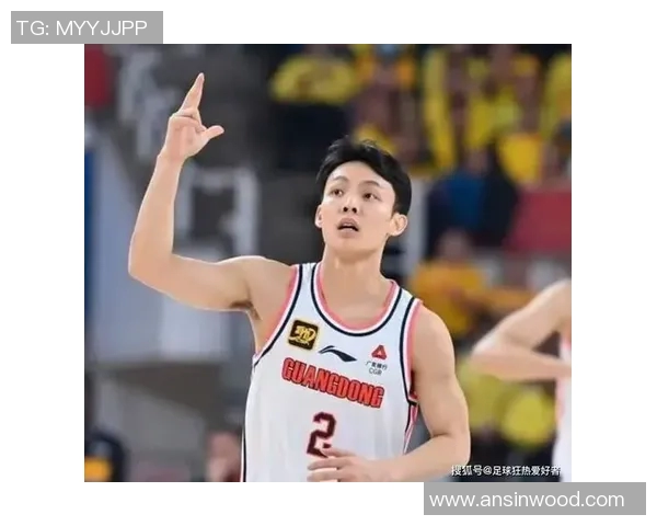 徐杰对足球明星的热爱与追随背后的故事与启示 徐杰对足球明星的热爱与追随背后的故事与启示